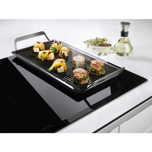 Electrolux EIV734 Black Built-in 71 cm Zone induction hob 4 zone(s) image 2