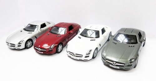 KINSMART Die-Cast modelis Mercedes-Benz SLS AMG, izmērs 1:38 image 2