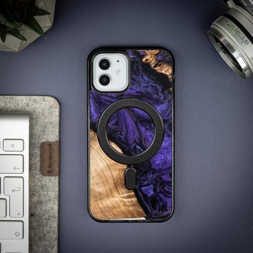 Wood and Resin Case for iPhone 12|12 Pro MagSafe Bewood Unique Violet - Purple Black image 3