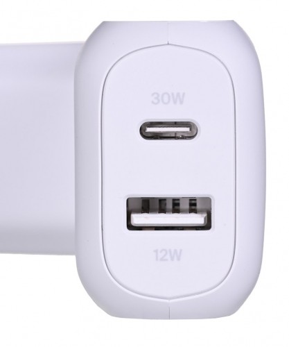 BELKIN DOUBLE WALL CHARGER USB-C USB-A 42W image 3