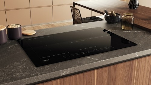 Hotpoint HS 1377C CPNE Black Built-in 77 cm Zone induction hob 4 zone(s) image 4