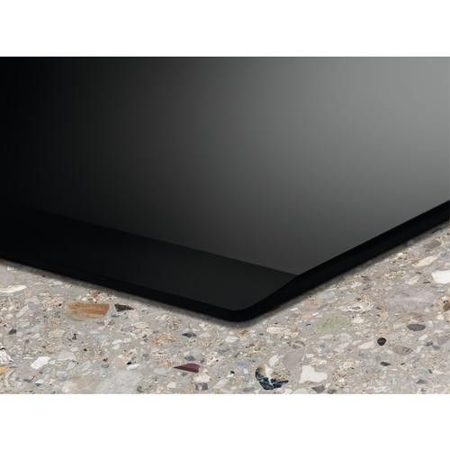 Electrolux EIV734 Black Built-in 71 cm Zone induction hob 4 zone(s) image 5